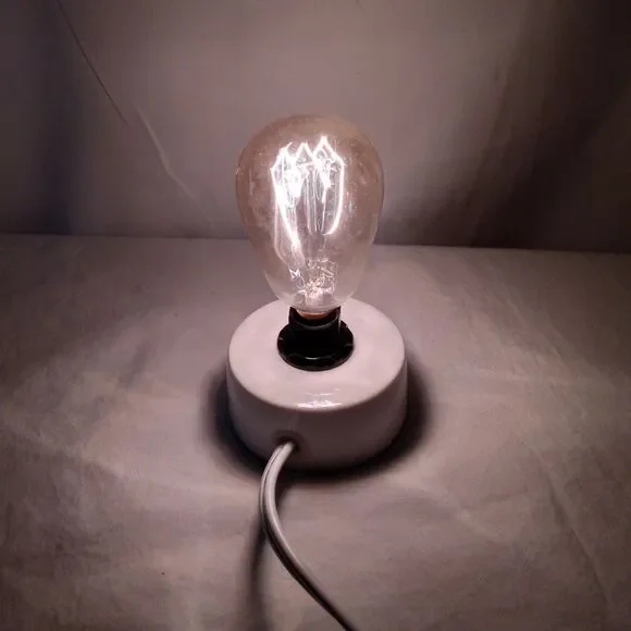 Scentsy Disney Winnie The Pooh Hunny Pot Ceramic Wax Warmer - Picture 10 of 10